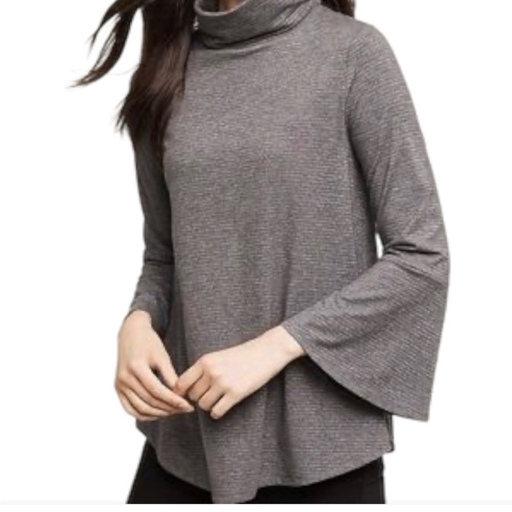Anthropologie Postmark Liz Metallic Gray Turtleneck Shirt. Size Medium.